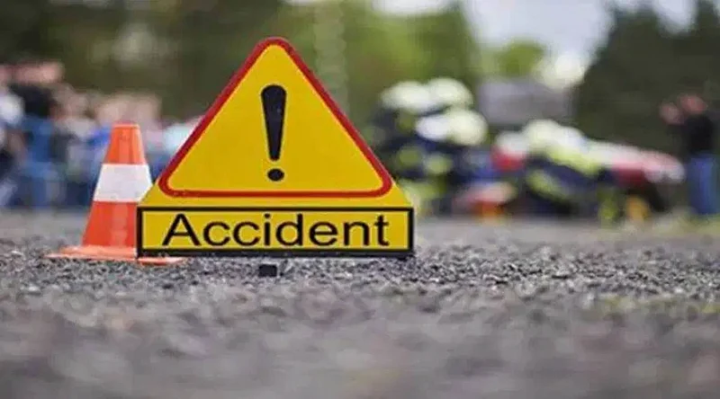 दोघांसाठी फोटोशूट ठरला शेवटचा; जेसीबी व दुचाकीच्या अपघातात ठार