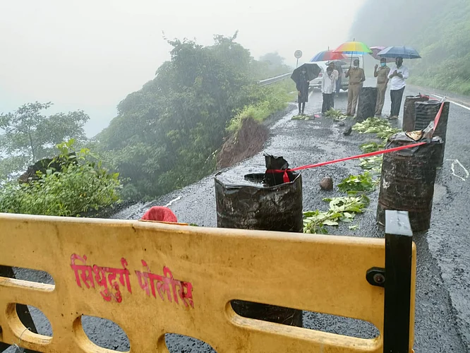 26 जुलैपर्यंत करूळ घाटरस्ता वाहतुकीस बंद; प्रशासनाचा निर्णय