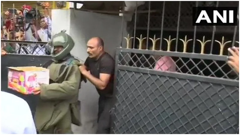Cooker bomb seized