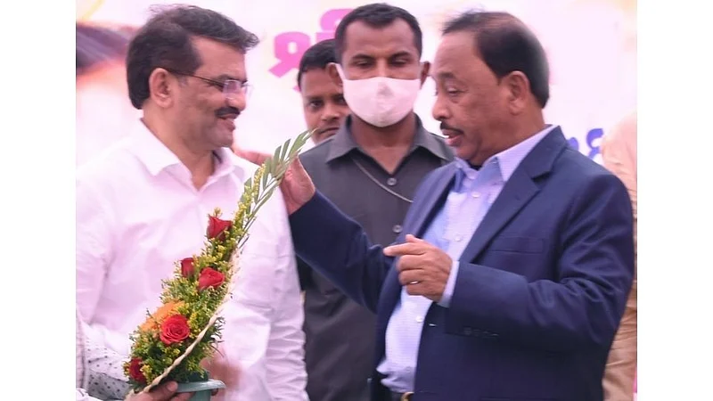 ''रत्नागिरी उद्योगनगरी होण्यासाठी राणे यांनी निर्णय घ्यावा''