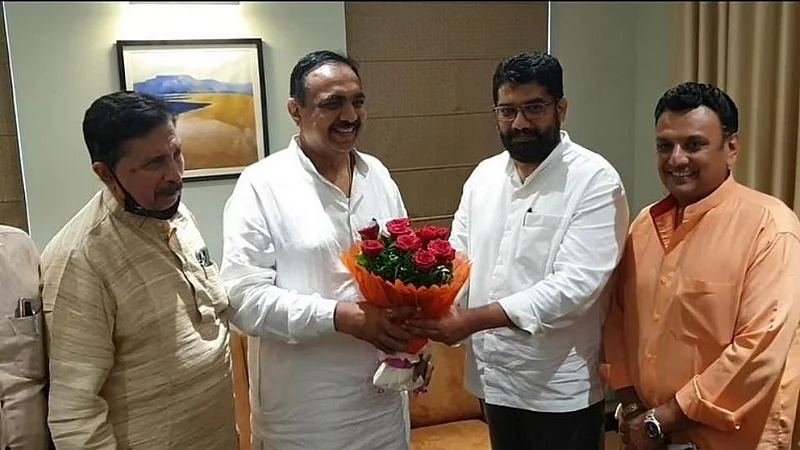 MLA Shivendrasinharaje Bhosale)