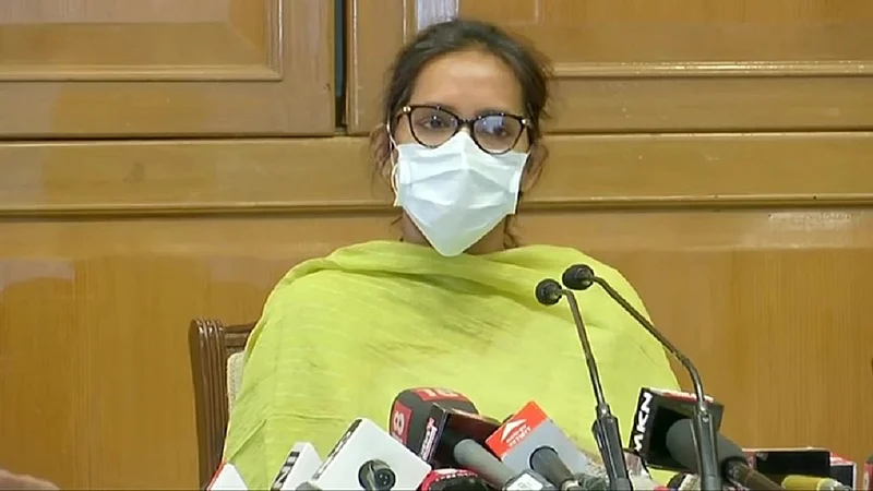 varsha gaikwad