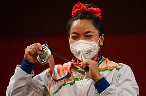 mirabai chanu medal tokyo mirabai chanu medal tokyo