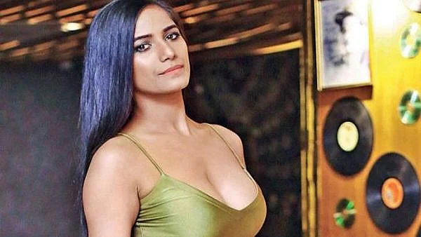 actress poonam pandey