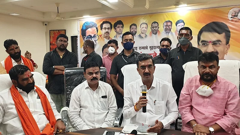 हिंगोलीत पत्रकार परिषदेत बोलताना गृह राज्यमंत्री शंभुराज देसाई.