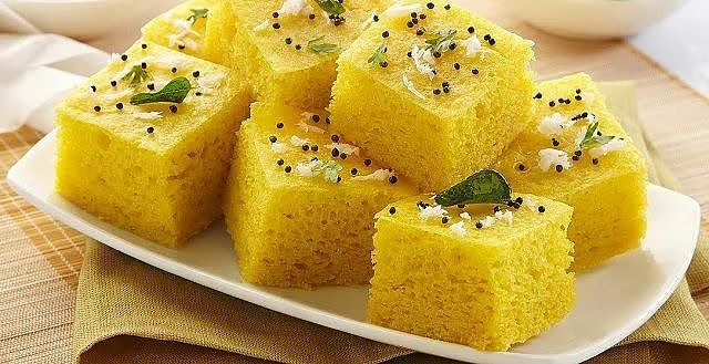 घरी ढोकळा बनवताना या गोष्टी लक्षात ठेवा