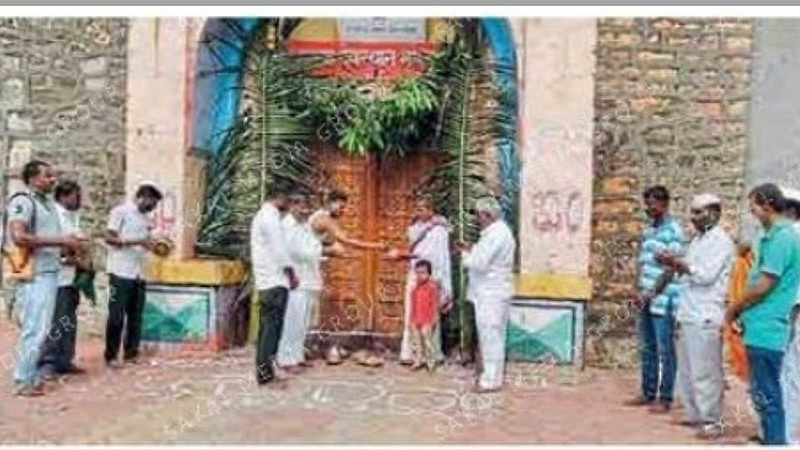 'यळकोट यळकोट' या जयघोषात मंगसुळी खंडोबा मंदिर भाविकांसाठी खुले