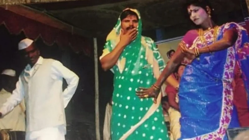डोक्यावरचा पदर लोकांसमोर पसरण्याची वेळ आलीय; लोंढे मावशीची खंत