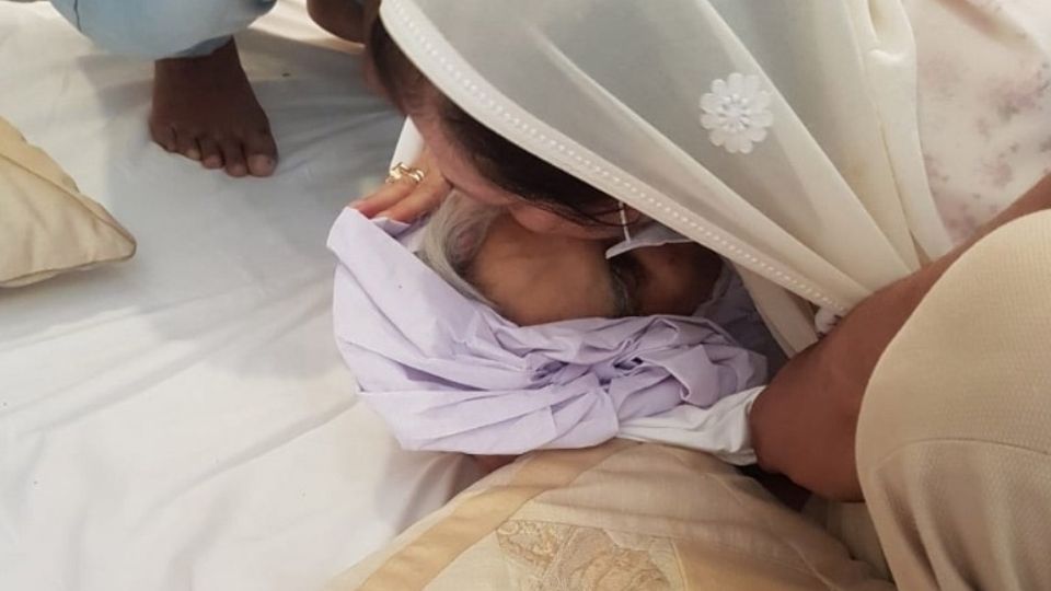 दिलीप कुमार आणि सायरा बानो यांची जोडी चाहत्यांसाठीही सर्वांत लोकप्रिय आहे.