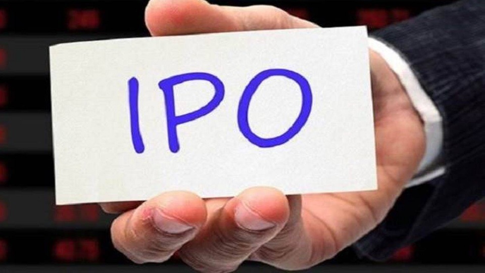 आयपीओच्या 50% पेक्षा जास्त भाग क्यूआयबीसाठी (qualified institutional buyer) राखीव नसतील