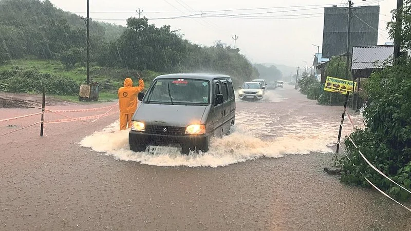 Heavy Rain In Mahabaleshwar