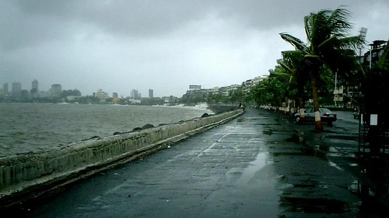 Marine-Drive-Rains