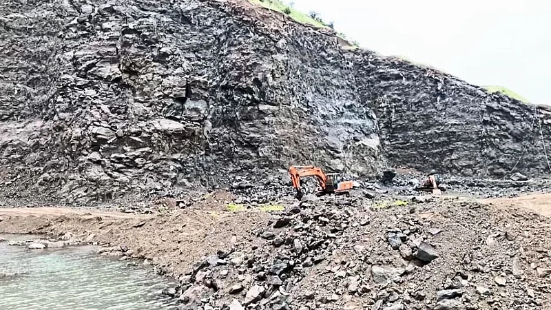Illegal excavations