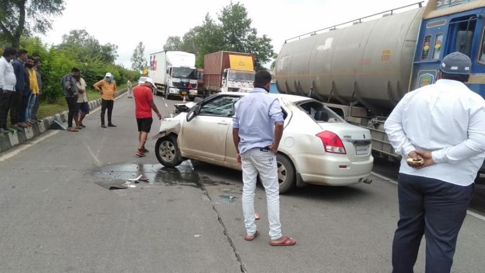 Car-Tractor Trolley Accident