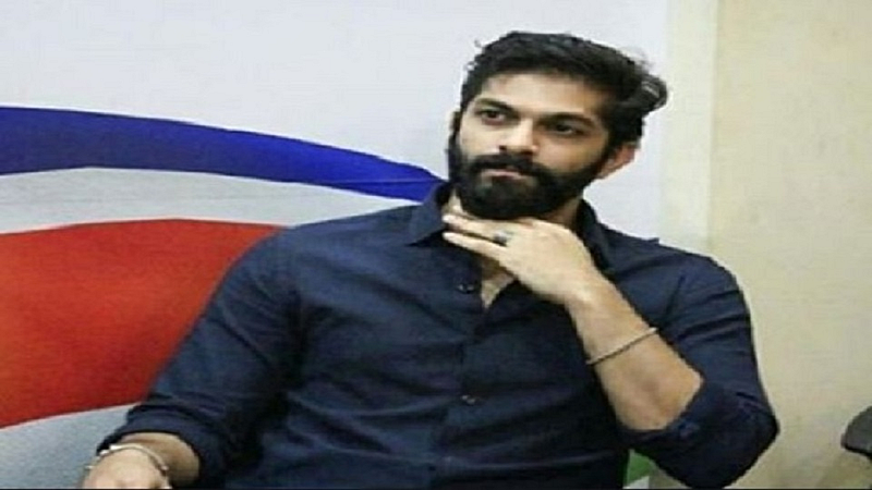 amit thackeray