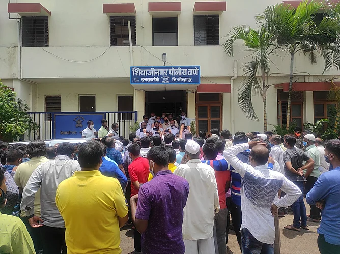 'आता बस्स! सोमवारी दुकाने उघडण्यास परवानगी नाही मिळाली तर रस्त्यावर उतरु'