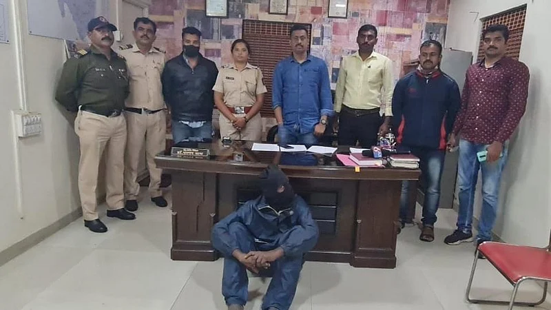 Borgaon Police