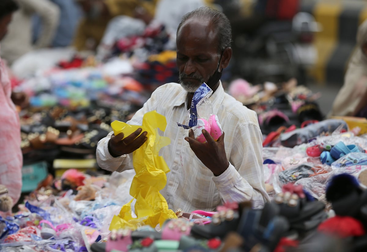 International Plastic Ban Day ३ वर्ष उलटूनही नागपुरात प्लास्टीक बंदी