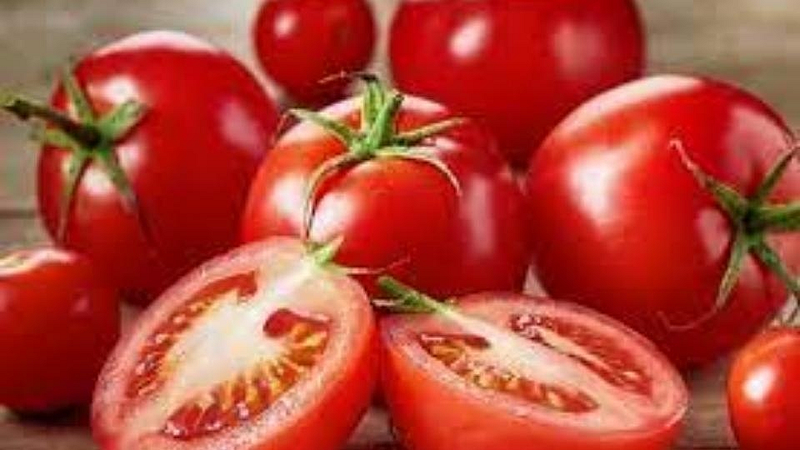 टोमॅटो खाल्ल्यामुळे सोरायसिसचा त्रास वाढतो?