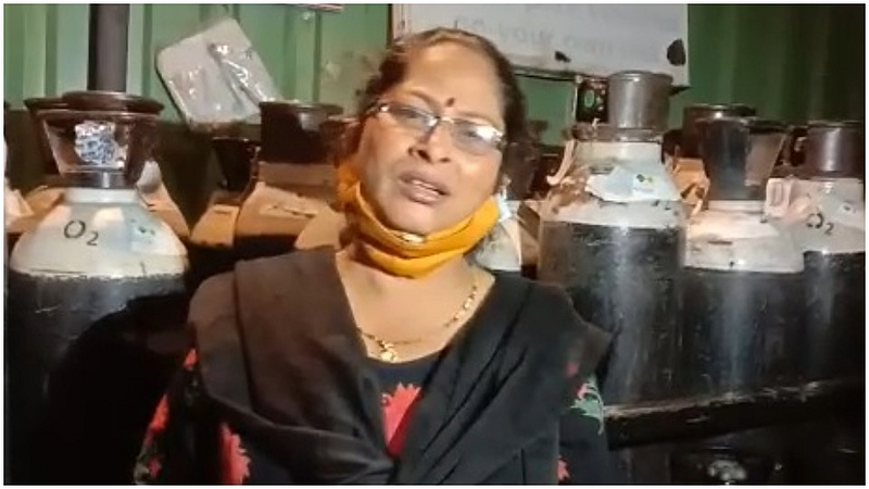 पुणे : पोलीस आयुक्तालय परिसरात आत्मदहन करणाऱ्या सुरेश पिंगळे यांच्या पत्नीनं पोलिसांवर गंभीर आरोप करत आक्रोश व्यक्त केला.