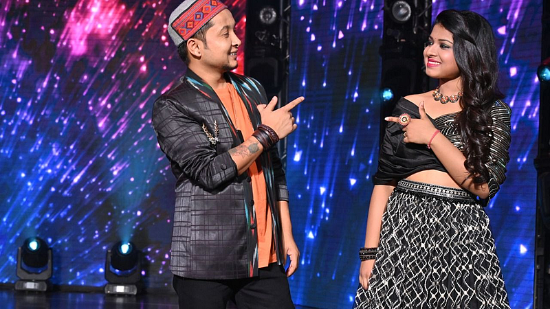 जिंकल्यानंतर पवनदीपनं अरुणिताशी केली 'मन की बात'