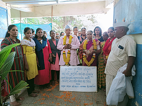 नवरदेव 79 वर्षांचे, नवरी 66 ची; अनोख्या विवाहाची पंचक्रोशीत चर्चा नवरदेव 79 वर्षांचे, नवरी 66 ची; अनोख्या विवाहाची पंचक्रोशीत चर्चा