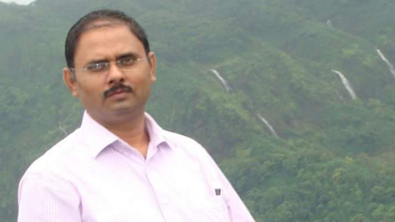 Dr Ashok Dhonde