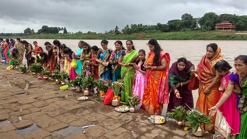 गौरीचे आगमण