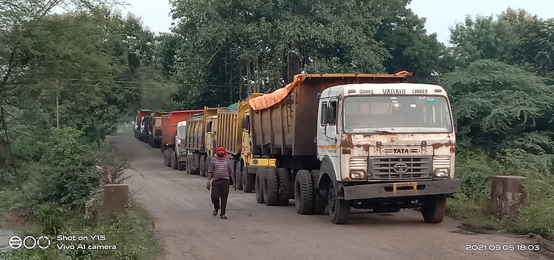 राजुरा: गोवरी वासियांनी पुन्हा कोळसा वाहतूक रोखली