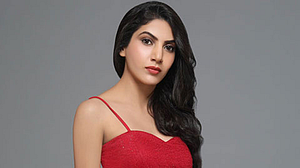 Poorti Arya Poorti Arya