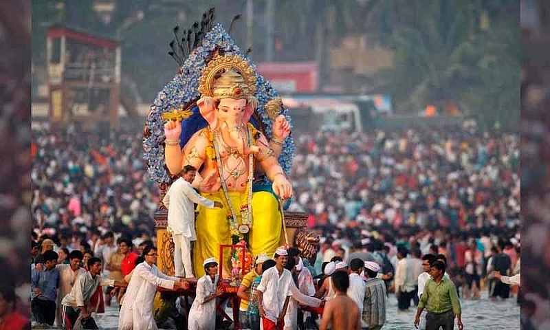 गणेशोत्सवात निर्बंधाची शक्यता, तीन दिवसांत नियमावली