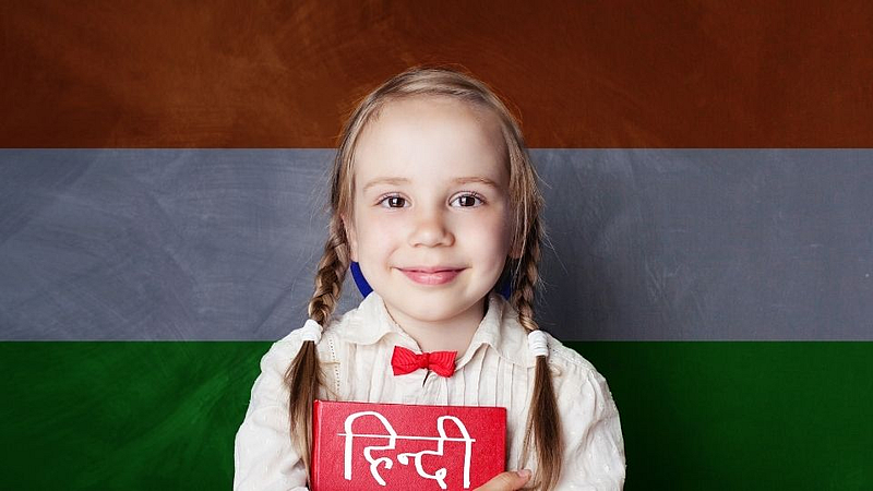 हिंदी दिन का साजरा केला जातो? काय आहे हिंदीचं महत्त्व?