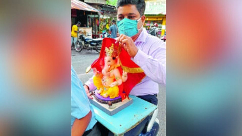 चिपळूण: महापुराच्या प्रलयानंतरही श्रींची जल्लोषात प्रतिष्ठापना