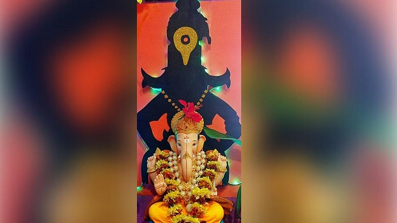 ओम सुकरे, पुणे