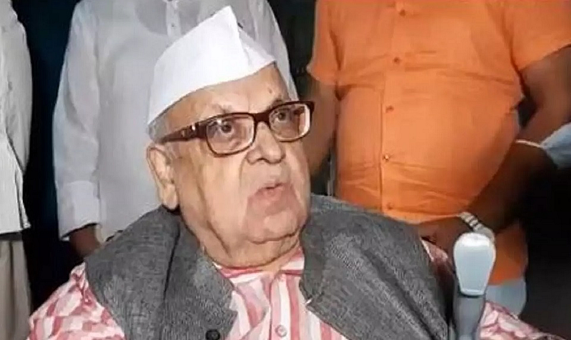CM योगींवर टीका; युपीच्या माजी राज्यपालांवर देशद्रोहाचा गुन्हा
