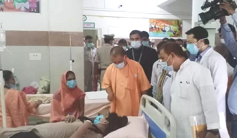व्हायरल तापाचा हाहाकार; योगी आदित्यनाथ भेटलेल्या मुलीचा मृत्यू
