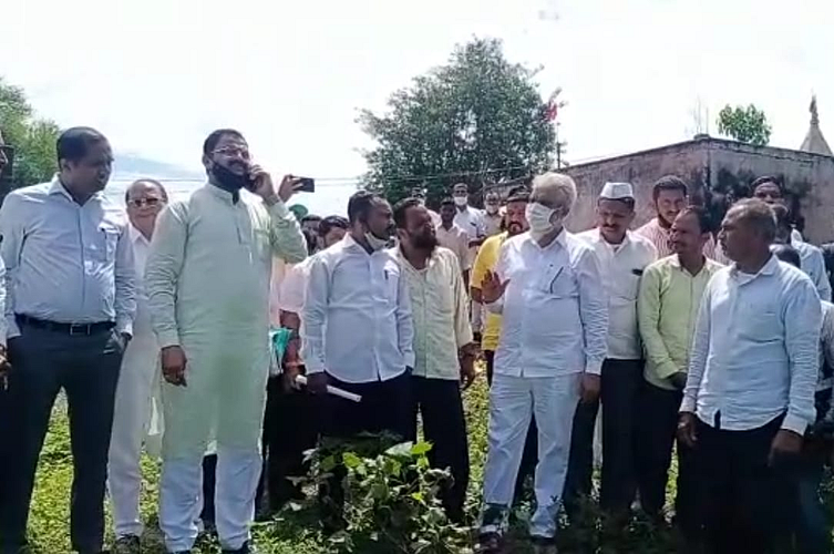 Agriculture Minister Dada Bhuse Inspection of damaged area