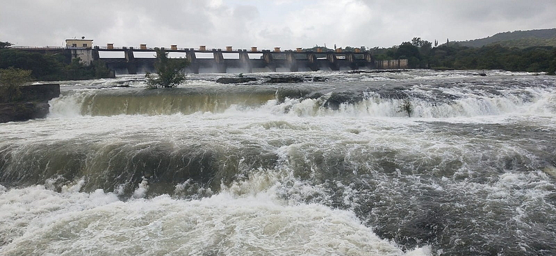 Pune : पावसाचा जोर ओसरल्याने खडकवासल्यातून विसर्ग कमी
