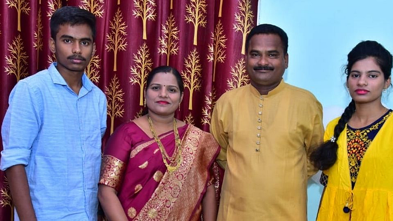 लोकांना जोडत कामे केल्याने गवसला मार्ग; सुनीलची वेगळी वाट