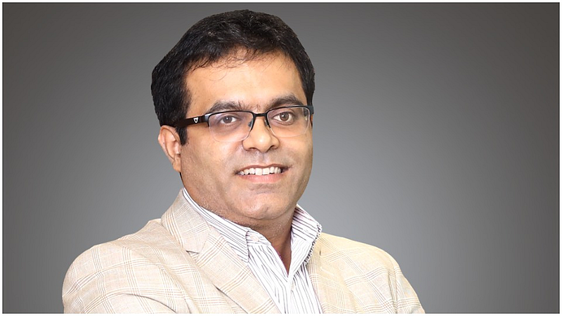 Prabhakar Tiwar