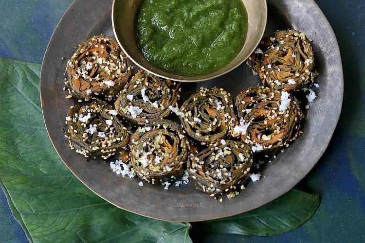'गौराई'च्या शिदोरीसाठी लागणारी आळूच्या वडीची खास रेसिपी