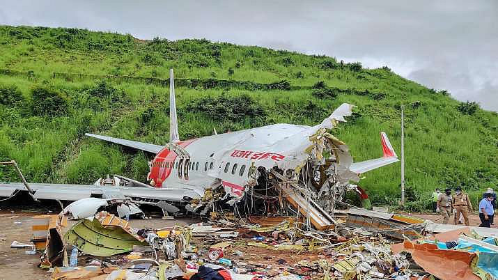 kozhikode plane crash