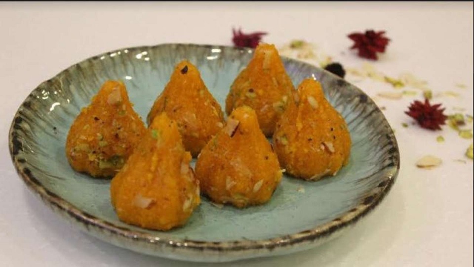 मोतीचूर मोदक