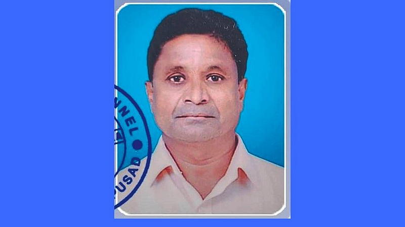 वेळेवर वेतन करा; अन्यथा आत्मदहनाची परवानगी द्या