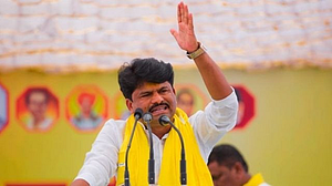 ..अन्यथा सरकारलाच चिखलात लोळवू; आमदार पडळकरांचा कडक इशारा ..अन्यथा सरकारलाच चिखलात लोळवू; आमदार पडळकरांचा कडक इशारा