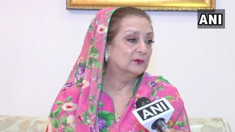 Saira Banu Health Updates: डॉक्टर लवकरच करणार एंजिओग्राफी