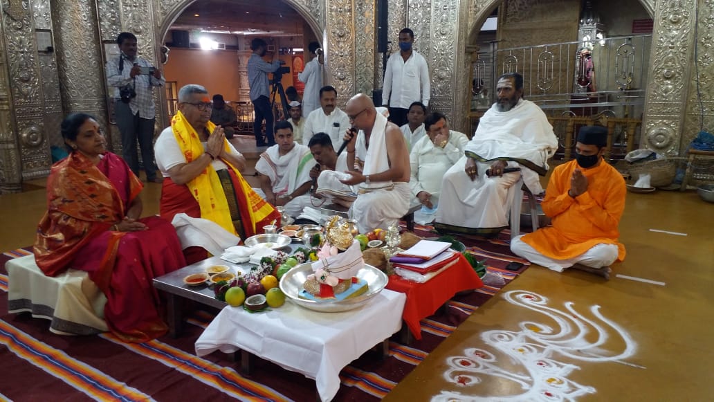 dagadusheth pooja