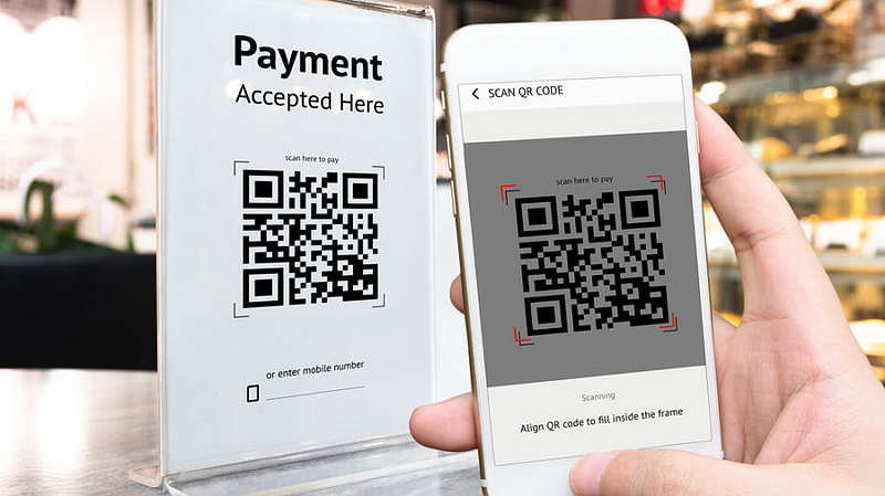 new style of fraud mobile screen shot Online payment scanning the QR code pune