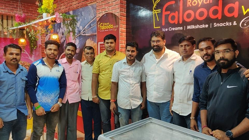 "व्यवसायात राजकारण आणि राजकारणात व्यवसाय आणू नये"