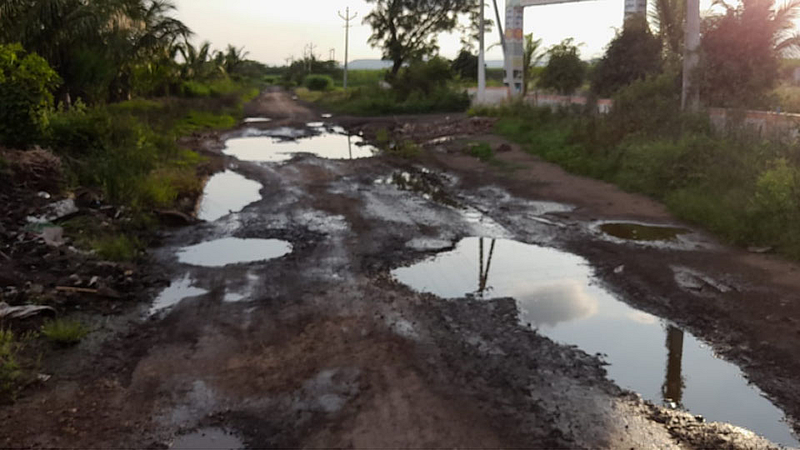 Dhanore Road